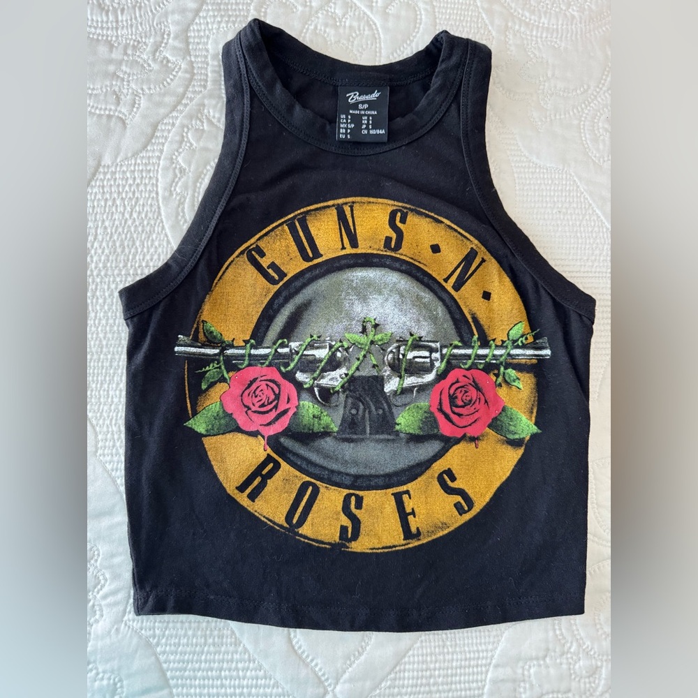 Like new Guns ‘N Roses crop - size S - black